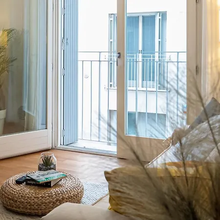 Maison Blanche: Elegante Con Parcheggio Privato Apartment