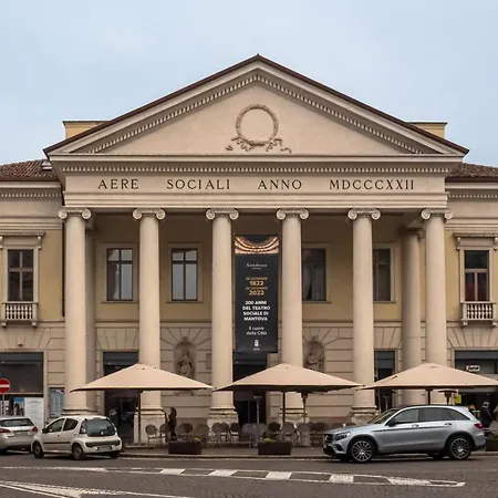 Maison Blanche: Elegante Con Parcheggio Privato *